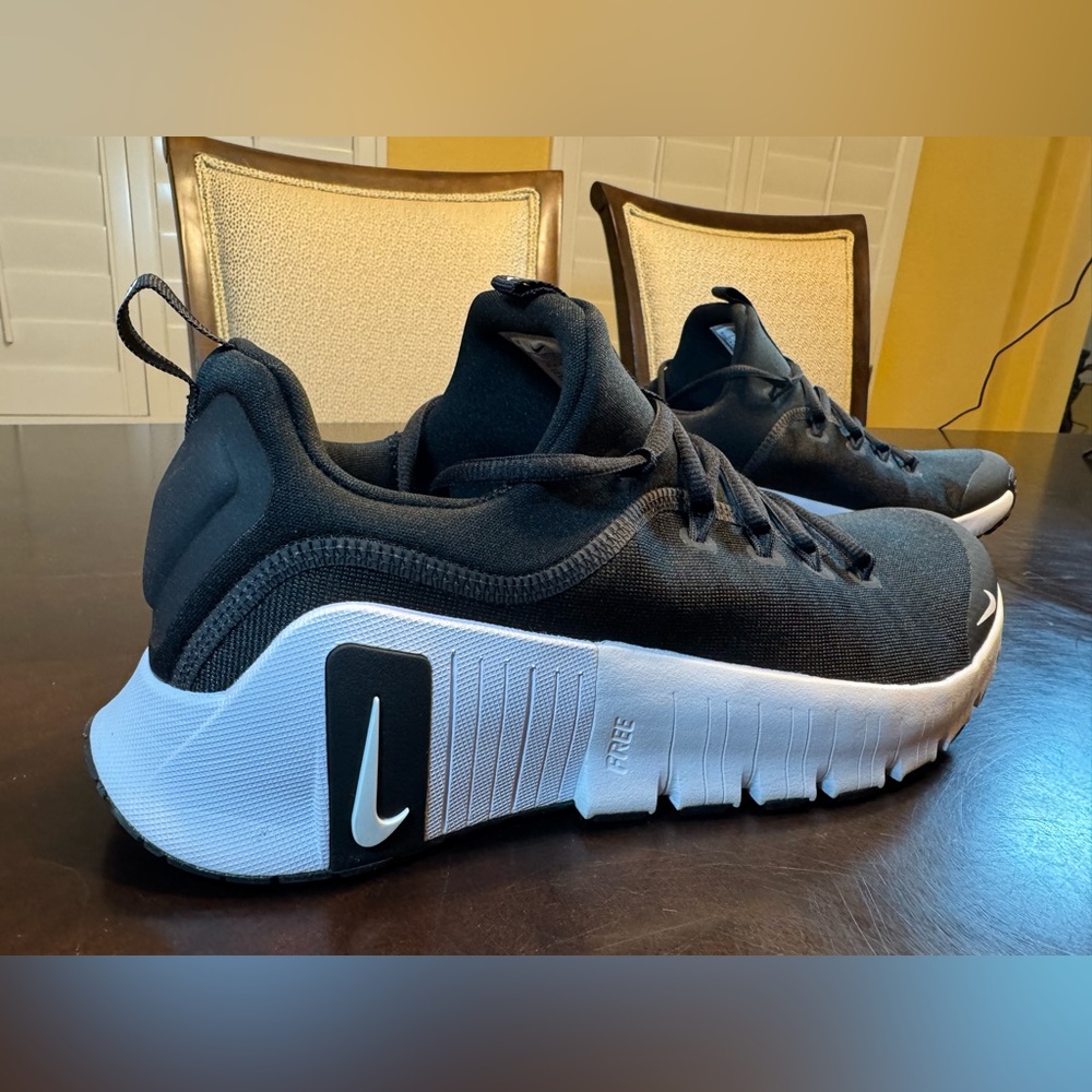 New Nike Free Metcon 6 Black White Sneaker Shoes Size US 12 W / 10.5 M - Picture 3 of 14